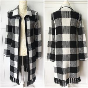 Cable & Gauge Buffalo Plaid w/Tassel Sweater Coat